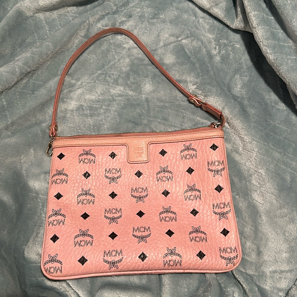 MCM pouch